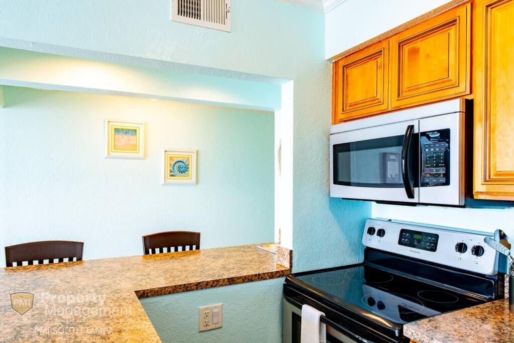 Villa On The Rocks Tampa Exterior foto